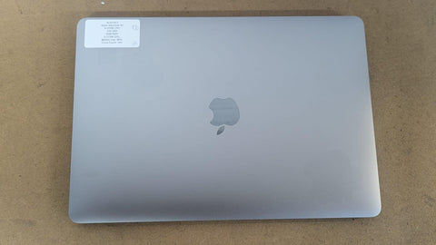  Apple MacBook M1 13.3 inch Retina Display 8GB RAM 256GB SSD
