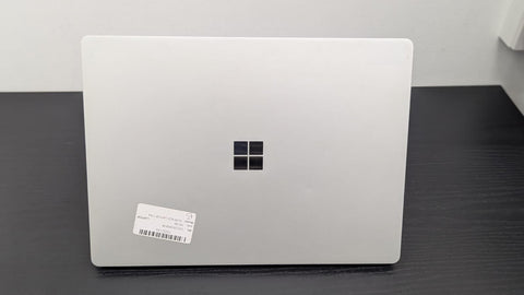 Microsoft Surface Laptop 2 | 8GB RAM | 256GB SSD|Touchscreen | Intel i5 | Windows 11 Pro