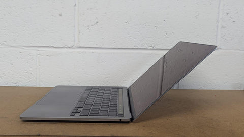  Apple MacBook M1 13.3 inch Retina Display 8GB RAM 256GB SSD
