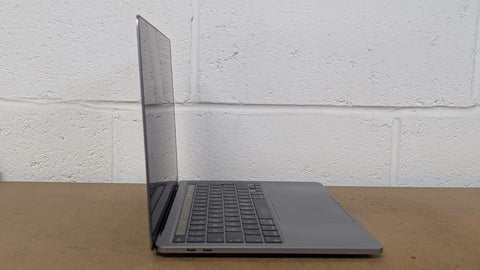 Apple MacBook M1 – 13.3” Retina | 8GB RAM | 256GB SSD | macOS Sequoia