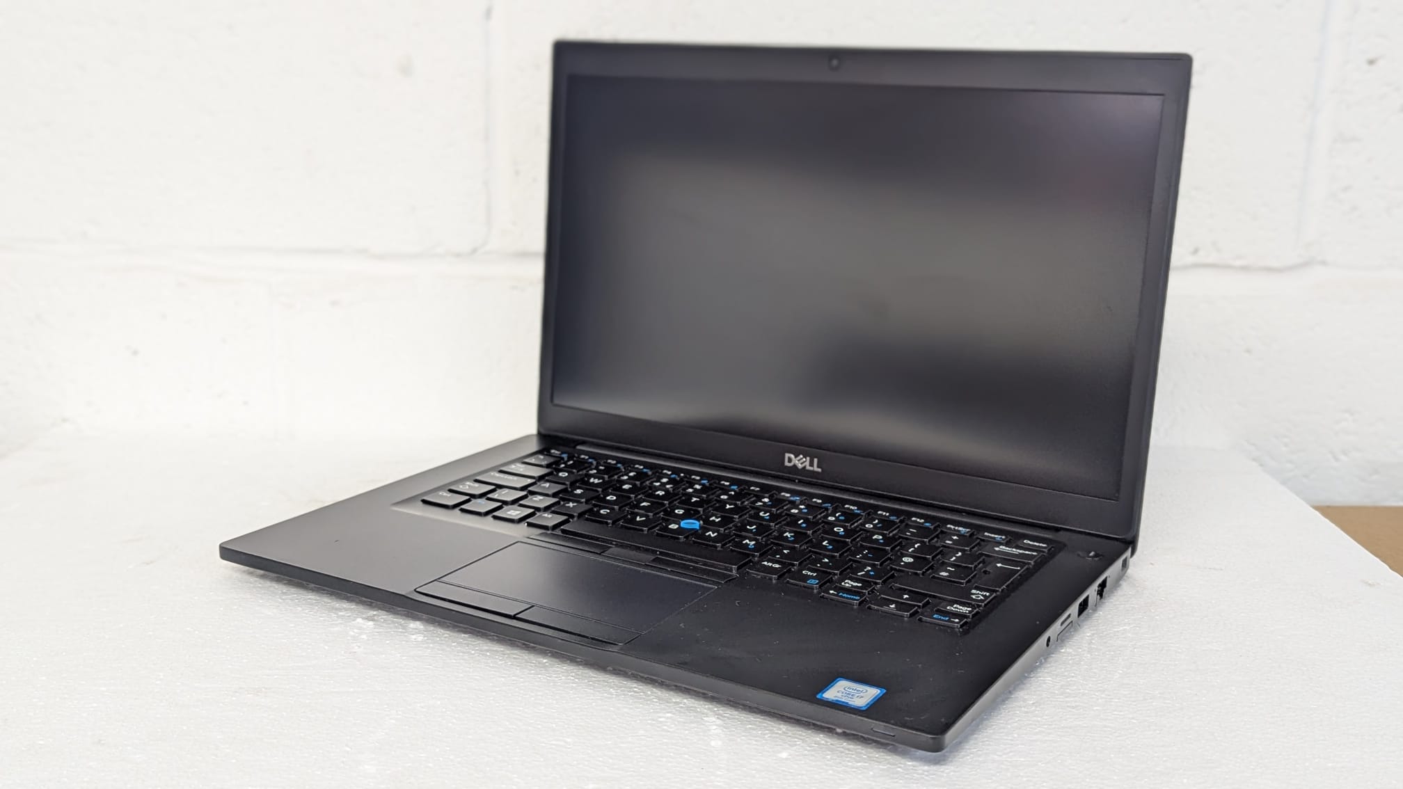 Dell Latitude 7490 | Core i7 8th Gen | 16GB | 512GB SSD | Windows 11 Pro
