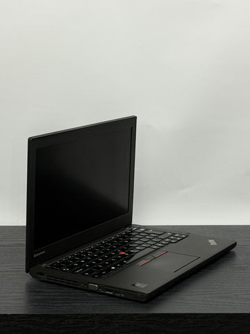  Lenovo ThinkPad X250 12.5 inch Compact Laptop Intel i3 4GB RAM
