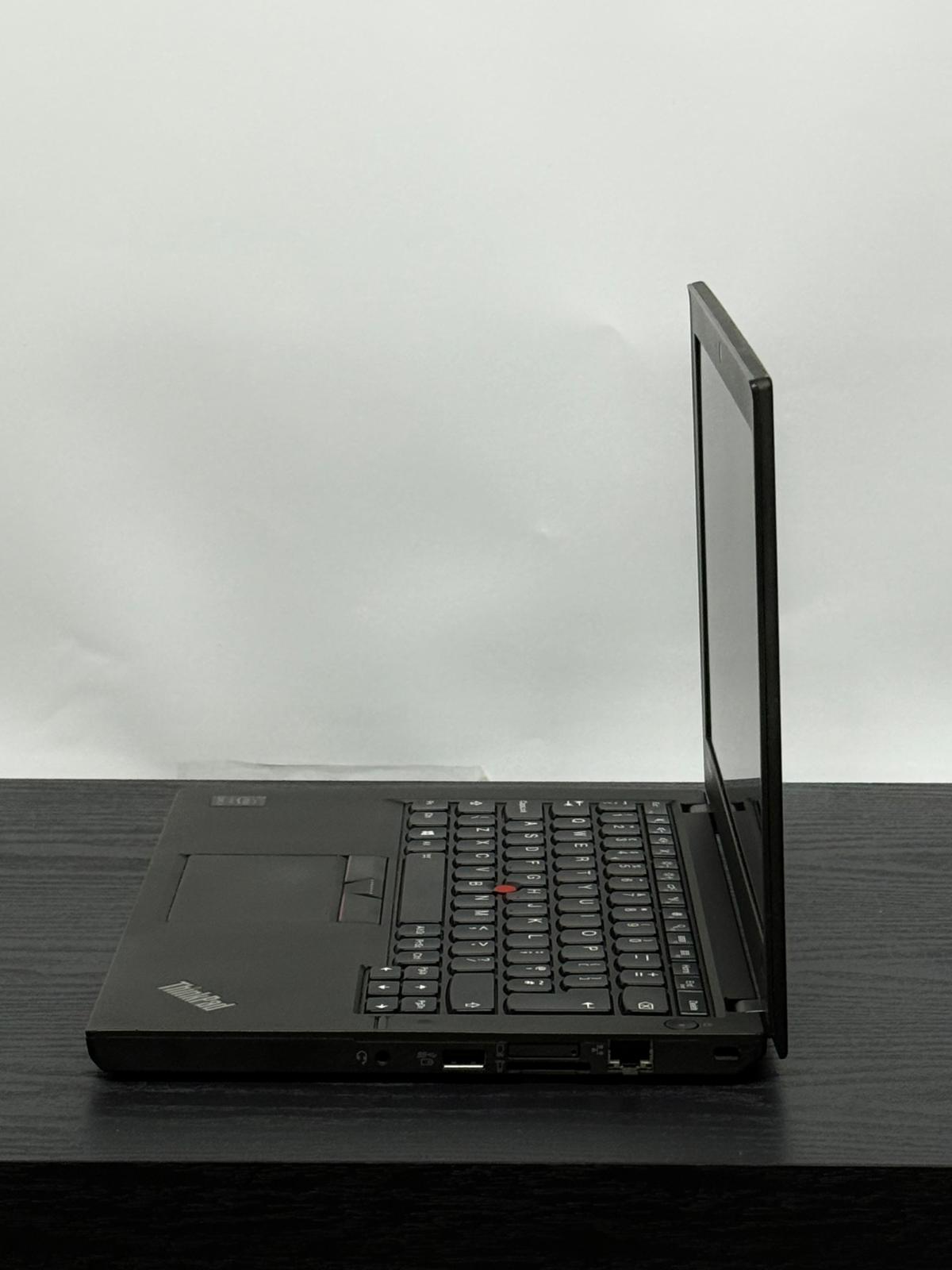  Lenovo ThinkPad X250 12.5 inch Compact Laptop Intel i3 4GB RAM
