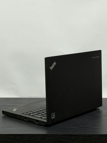  Lenovo ThinkPad X250 12.5 inch Compact Laptop Intel i3 4GB RAM
