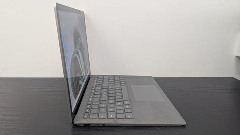 Microsoft Surface Laptop 3 13.5" Touchscreen | Core i5 10th Generation | 8GB RAM | 256GB SSD | Windows 11 Pro