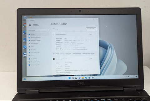 Dell Latitude 5590 15.6" Laptop – Intel Core i5-8250U | 16GB RAM | 256GB SSD | Windows 11 Pro