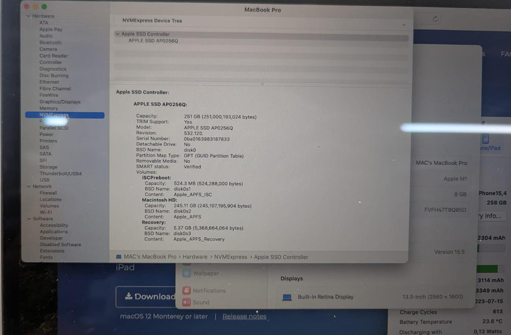  Apple MacBook M1 13.3 inch Retina Display 8GB RAM 256GB SSD
