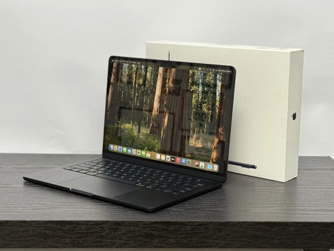 Apple MacBook Air M2 2022 13.6" 16GB RAM 256GB SSD Midnight Laptop