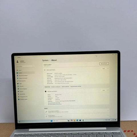 Microsoft Surface Laptop Go 1943 i5 10th Gen 8GB RAM 256GB SSD 12.4" Touchscreen Win 11 Pro